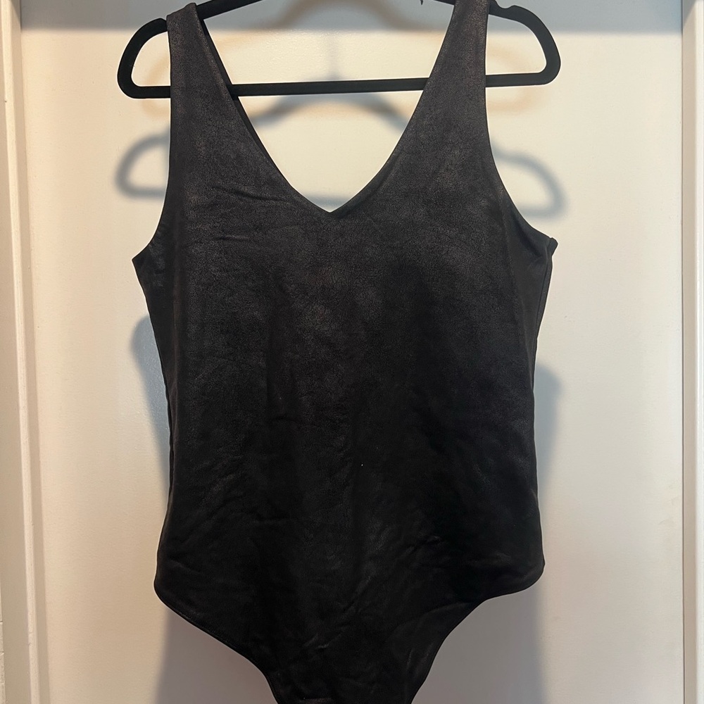 Abercrombie & Fitch Black Women's
Faux Leather V-Neck Bodysuit
